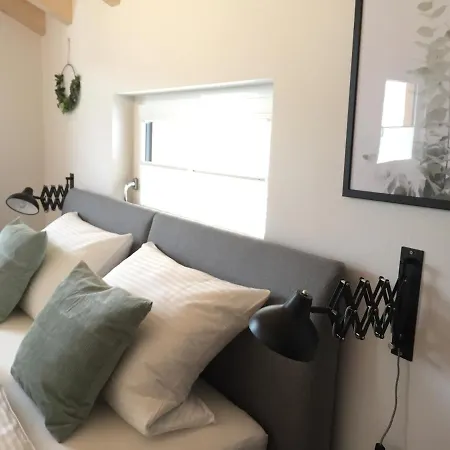 Ferienhaus Mirabell * 奥巴拉马高